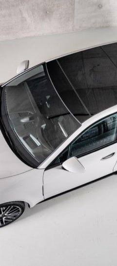 Porsche Panamera 4 — 5