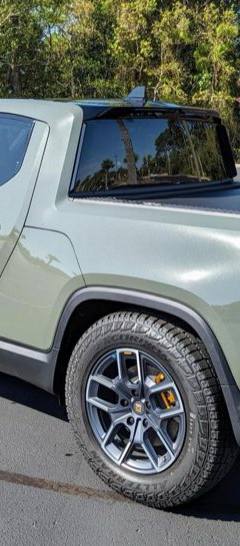 Rivian R1T Launch Edition — 2