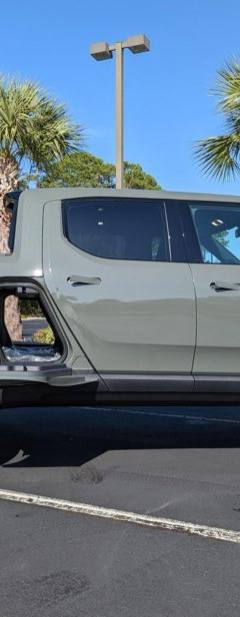Rivian R1T Launch Edition — 5