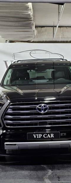 Toyota Sequoia Limited — 3