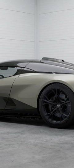 Aston-Martin Valhalla — 5