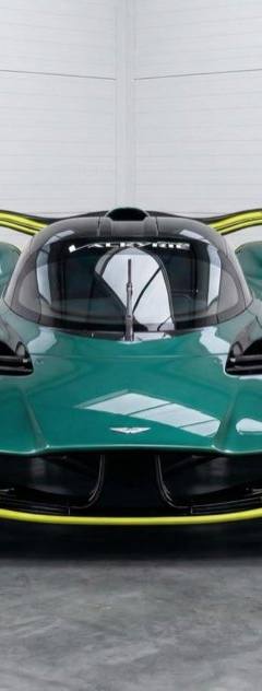 Aston-Martin Valkyrie AMR Pro — 4