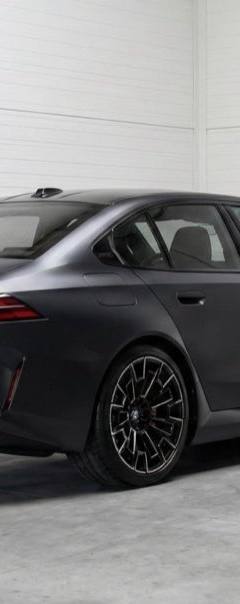 BMW M5 — 5
