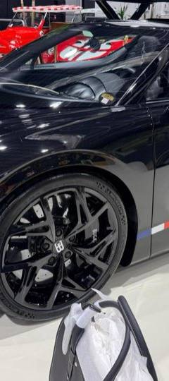 Bugatti Mistral — 3