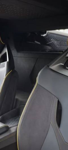 Lamborghini Revuelto — 6