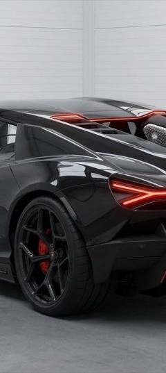 Lamborghini Revuelto — 3