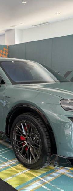 Porsche Cayenne Turbo Electric — 6
