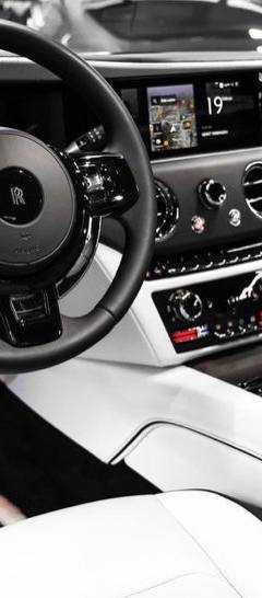 Rolls-Royce Spectre — 5