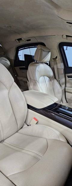 Audi A8 L Security Guard VR9 — 7
